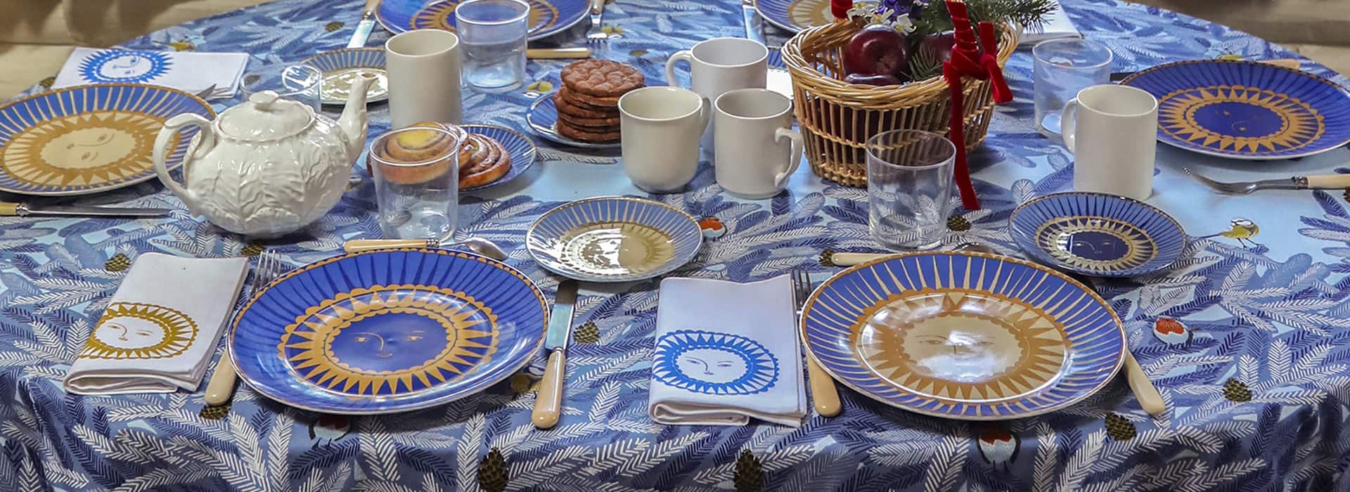 TABLECLOTHS