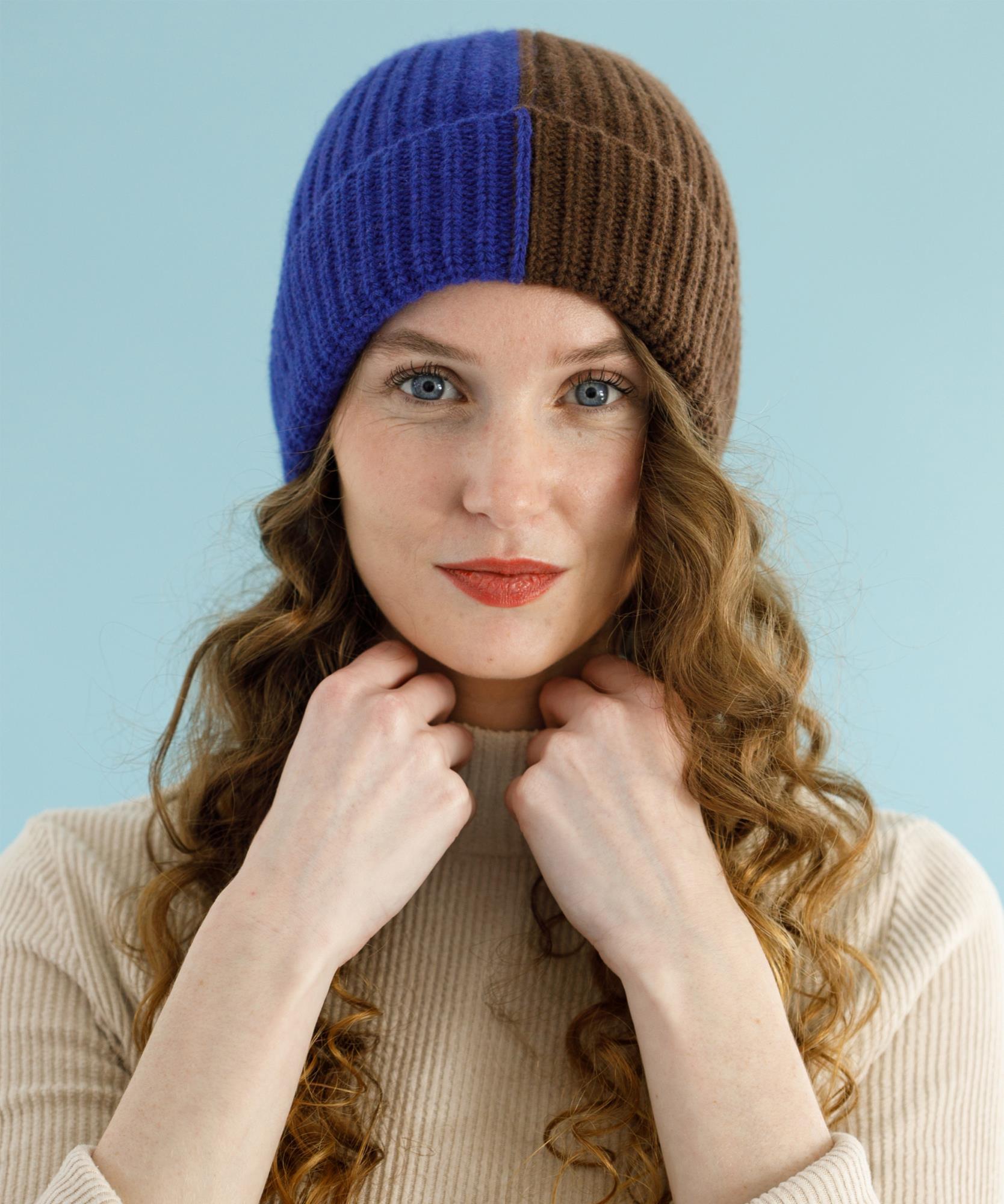 Bonnet en tricot coloré Femme - Bleu