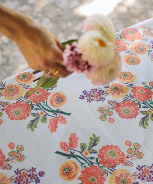 Jardin Fleuri tablecloth