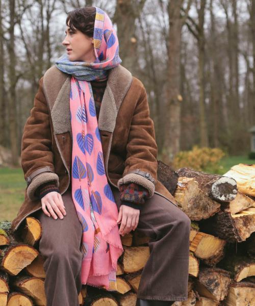 Joyeux Sapin wool shawl